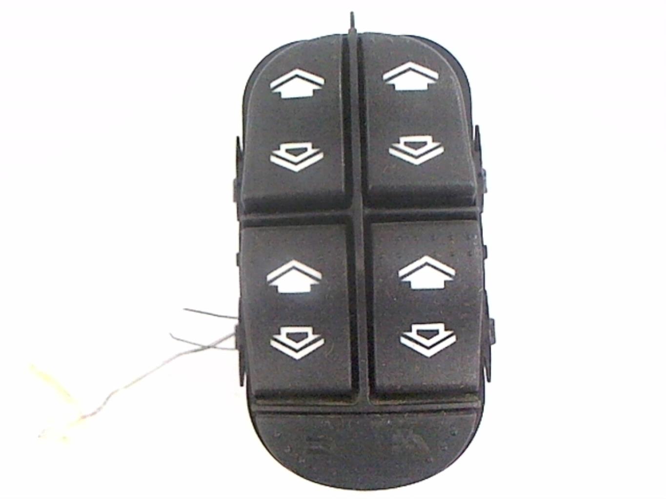 Interrupteur de lève-vitre avant gauche Ford FOCUS 1 (2003) déstockage